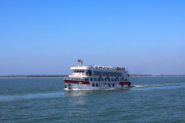 Quels sont les meilleurs itinéraires pour une croisière fluviale sur le Danube, Autriche ?